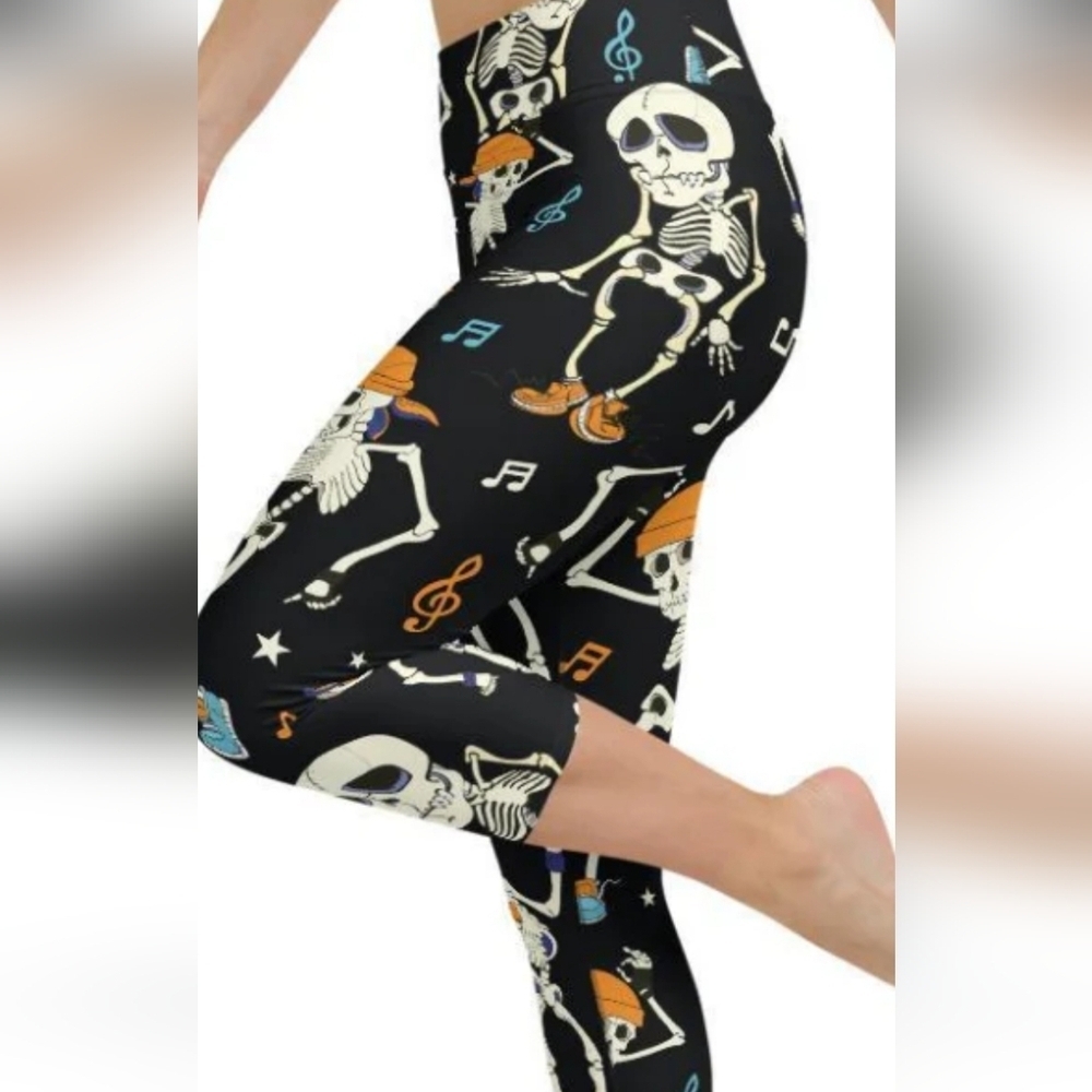 FIERCE PULSE. LARGE. DANCING SKELTONS LEGGINGS. MUSICAL NOTES. NWOT